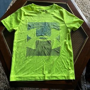 Under Armour boys heat gear tee